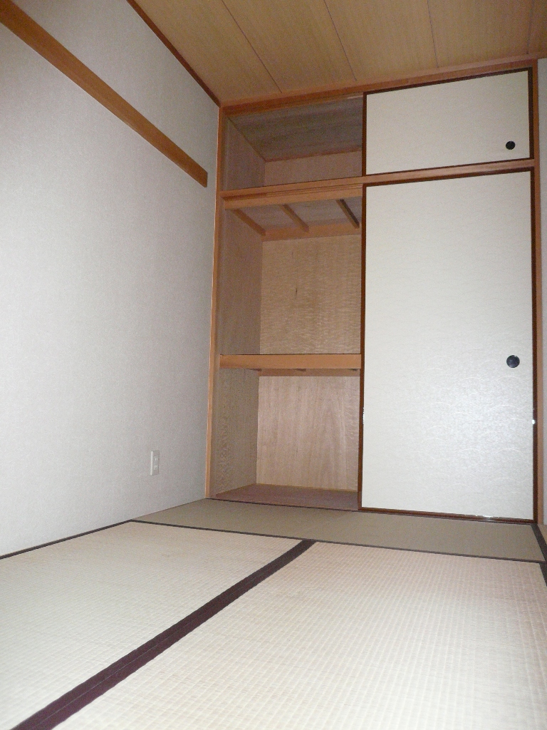 Living and room. Japanese-style room 6.0 tatami  The same type ・ It will be in a separate dwelling unit photos. 