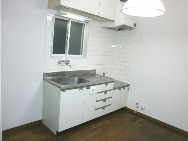 Kitchen. Highrise Sugiyama Nibankan