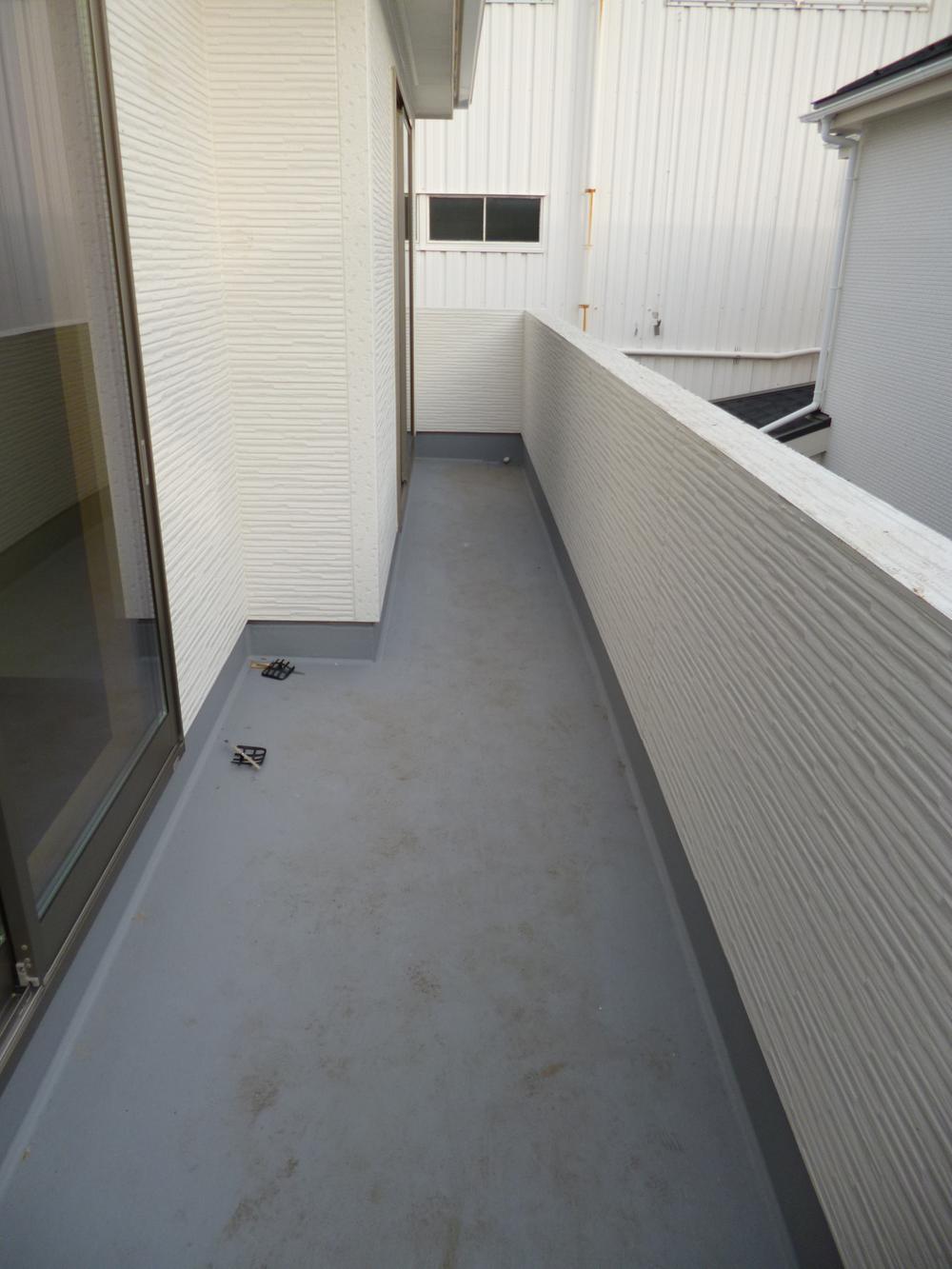 Balcony. Second floor balcony