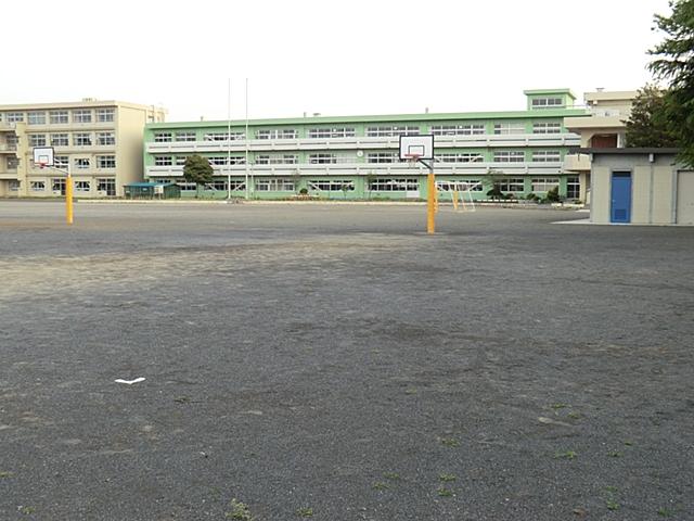 Primary school. 1292m to Atsugi Municipal Yochi Minami Elementary School