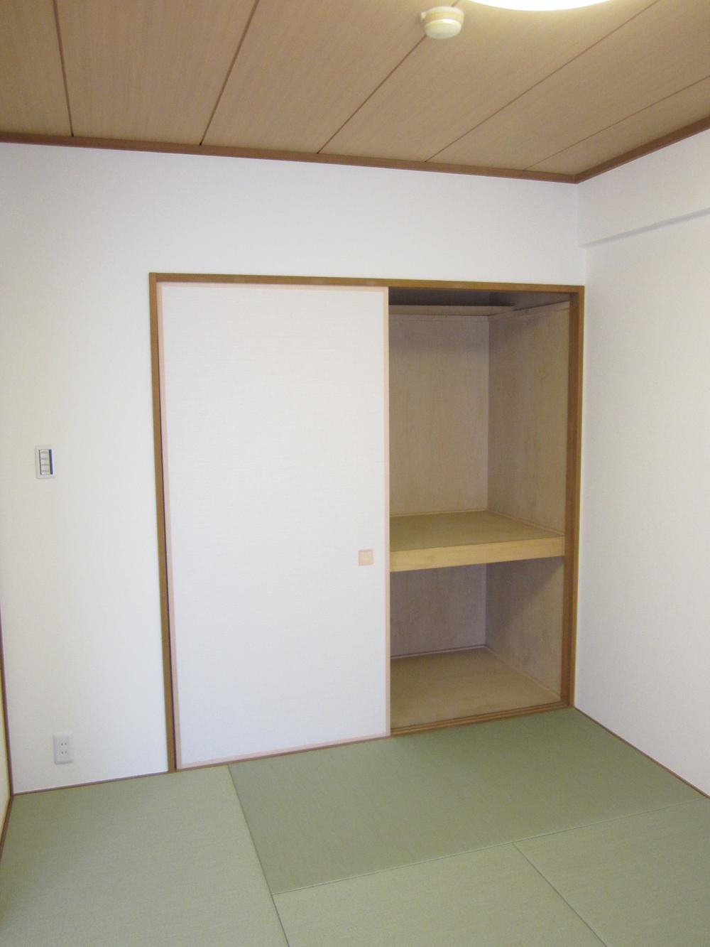 Non-living room. Japanese-style room Exchange tatami mat ・ Sliding door exchange ・ It is already exchange Shoji Zhang!