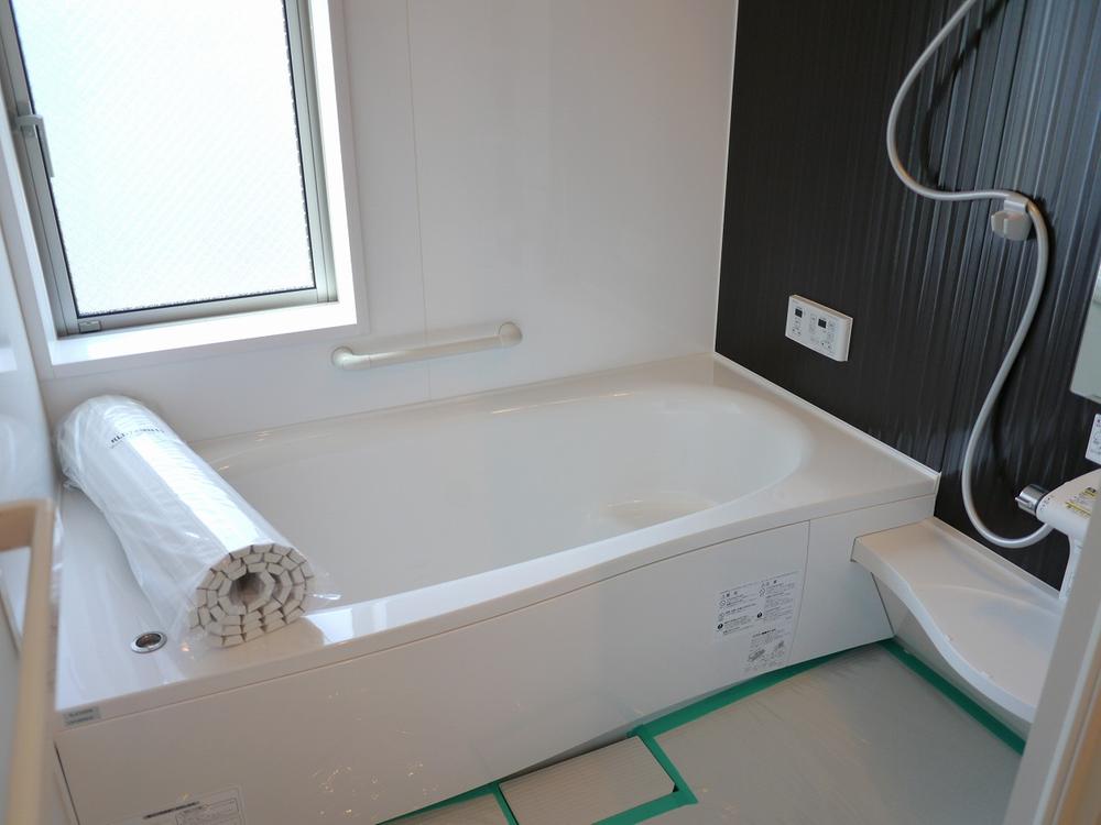 Same specifications photo (bathroom). Barrier-free 1 pyeong type ・ Automatic hot water filling reheating with warmth