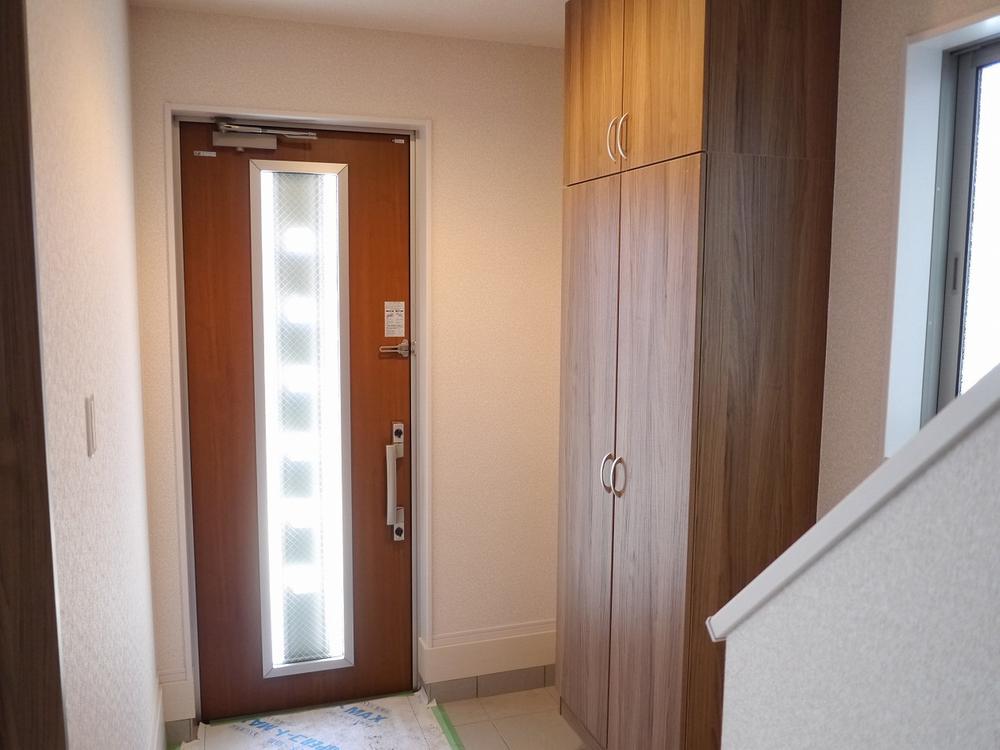 Same specifications photos (Other introspection)