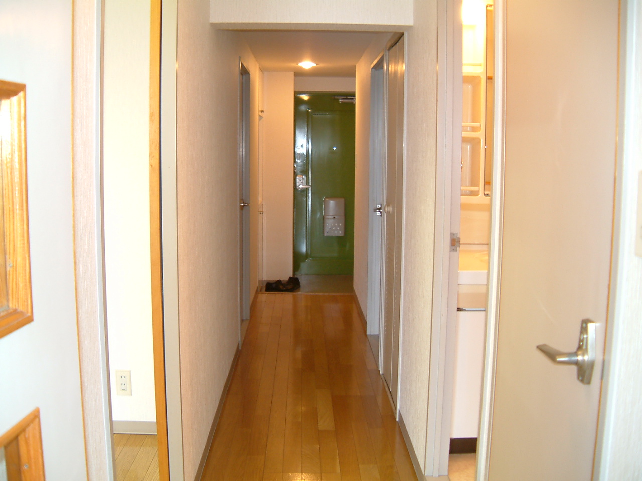 Other room space. Corridor part!