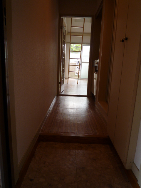 Entrance. Room from the front door!