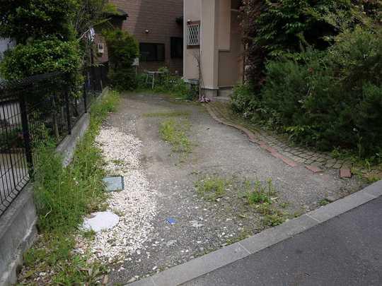 Parking lot