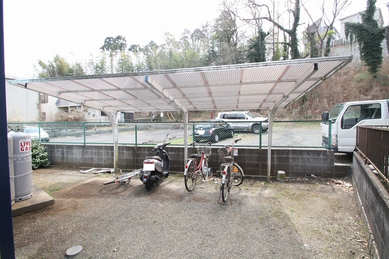 Other common areas. Bicycle parking 2