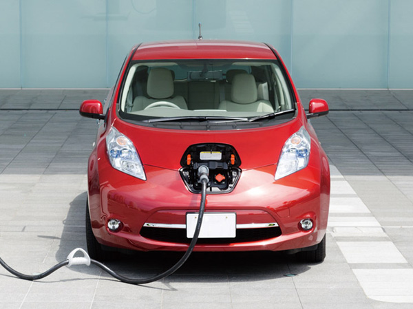 Common utility.  [Installation charge for space and the outlet of the electric car on site] Offers equipment that can respond to the electric car in anticipation of future on-site.  ※ It takes a separate fee for use. For more information, please contact the person in charge. (The photograph is an example of a parking can be models)
