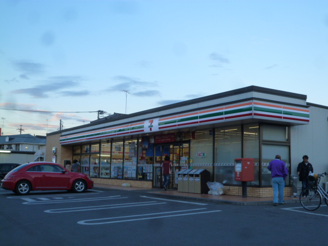 Convenience store. Seven-Eleven Atsugi Tomuro 1-chome to (convenience store) 500m