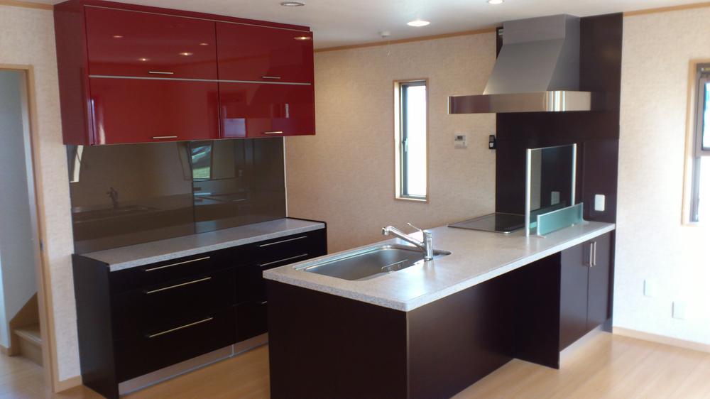 Kitchen. Indoor (11 May 2013) Shooting