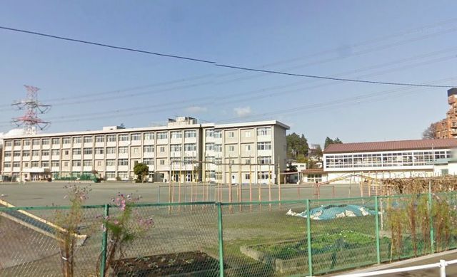 Primary school. Ryonan 250m up to elementary school (elementary school)