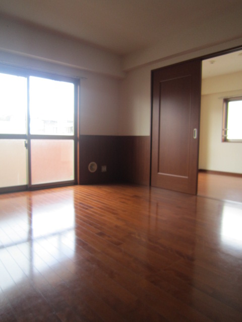 Living and room