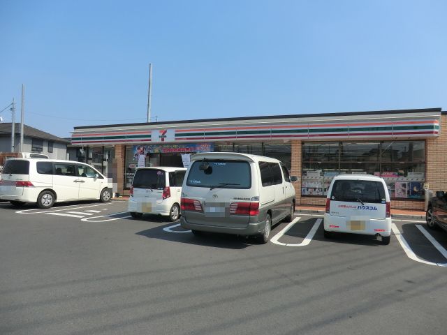 Convenience store. Seven-Eleven Yamato Sakuramori 1-chome to (convenience store) 843m