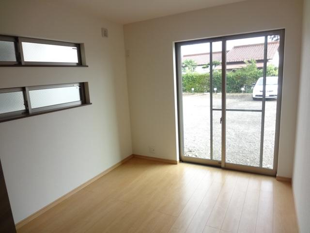 Non-living room. Indoor (September 2013) Shooting