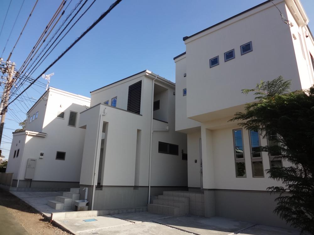 Local appearance photo. Local (11 May 2013) Shooting