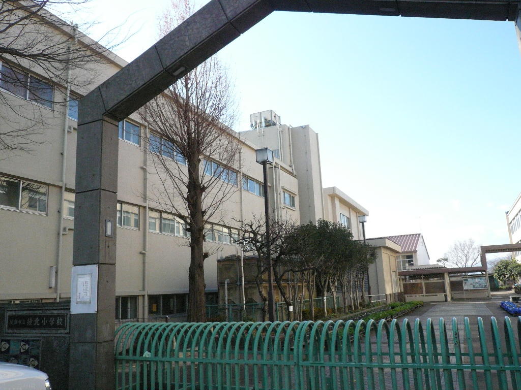 Primary school. Ayase City Ayakita to elementary school (elementary school) 509m