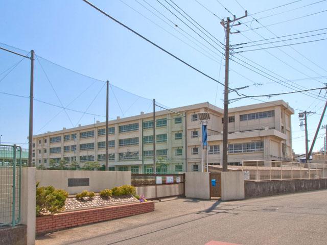 Primary school. Imajuku elementary school