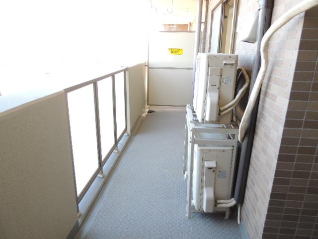 Balcony. Local (11 May 2013) Shooting