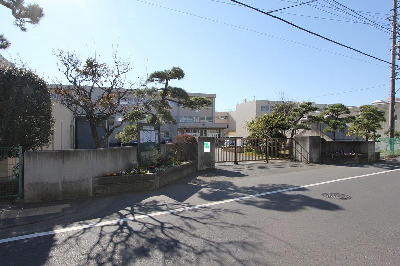 Junior high school. Chigasaki 649m City until the first junior high school