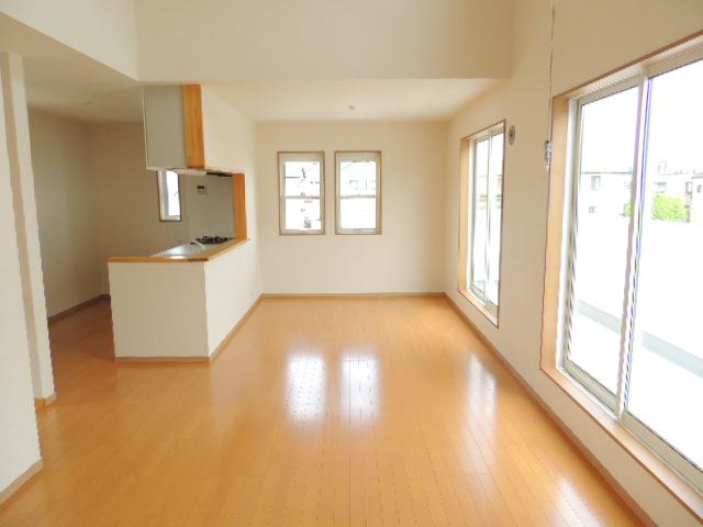 Living. Indoor (11 May 2013) Shooting