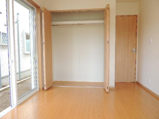 Non-living room. Indoor (11 May 2013) Shooting