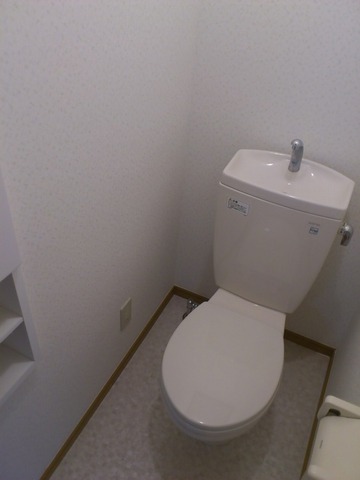 Other room space. Washlet installation Allowed