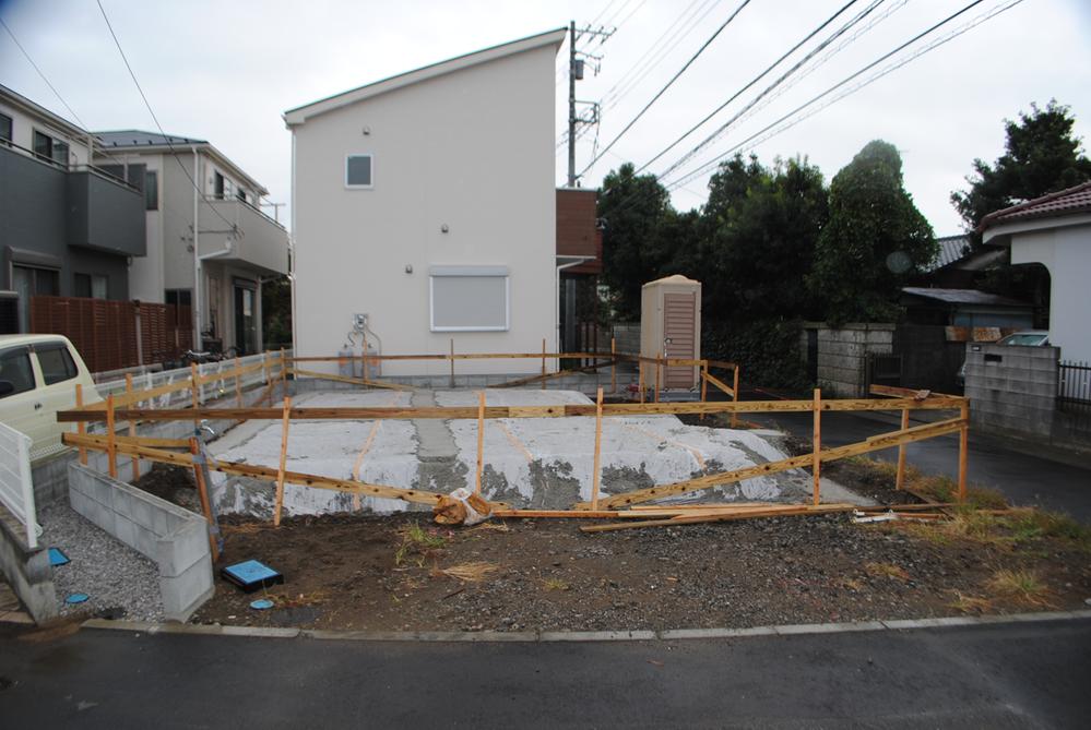 Local appearance photo. Local (10 May 2013) Shooting