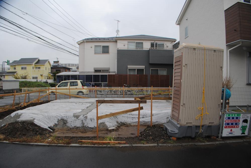 Local appearance photo. Local (10 May 2013) Shooting