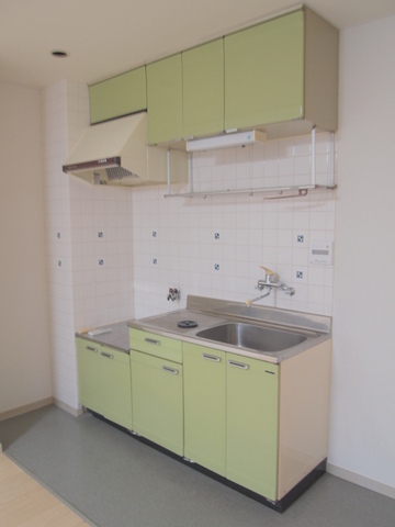 Kitchen. ☆ Shopping convenient station near the apartment! SOHO consultation! City gas ☆