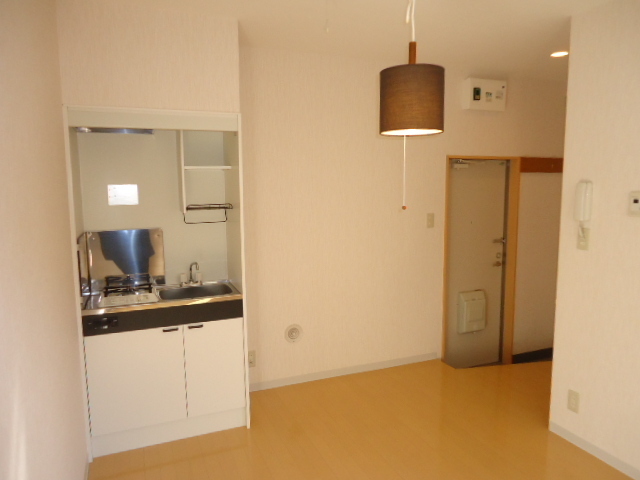 Other room space.  ☆ Surfboard yard ・ To the sea three minutes ・ It will be built shallow Property ☆ 