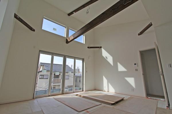 Same specifications photos (living). Same specifications