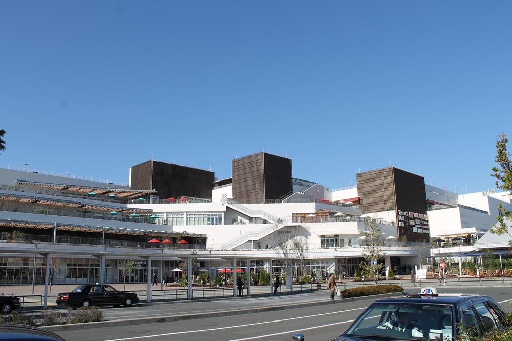 Shopping centre. Purple sport another 1910m to style Terrace Mall Shonan shop