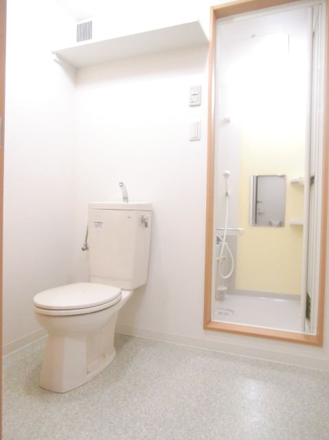Washroom. Is a dressing room. 