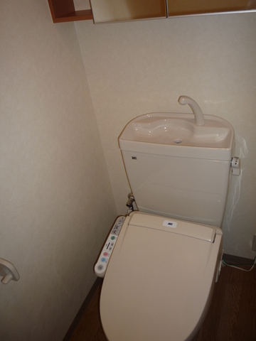Other room space. With Washlet