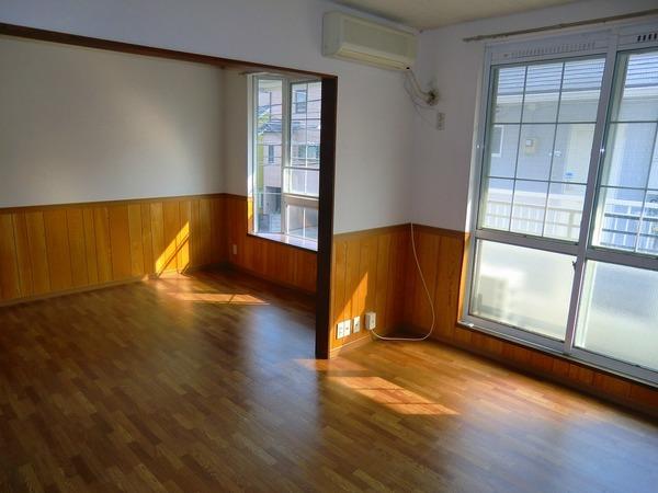 Other room space. 12 Pledge is Tsu wide!