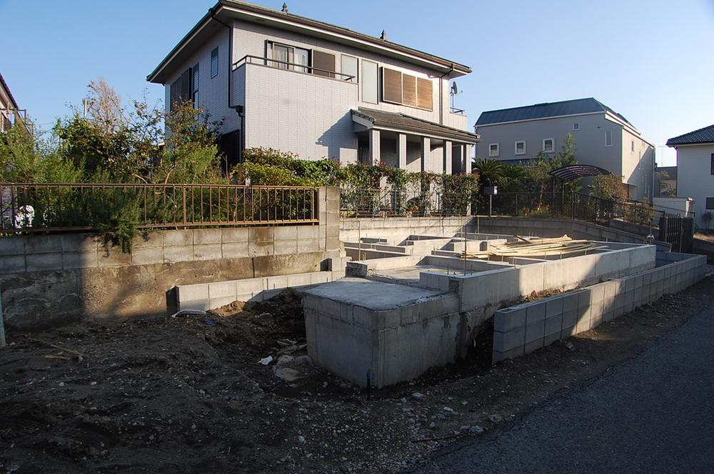 Local appearance photo. Local (11 May 2013) Shooting