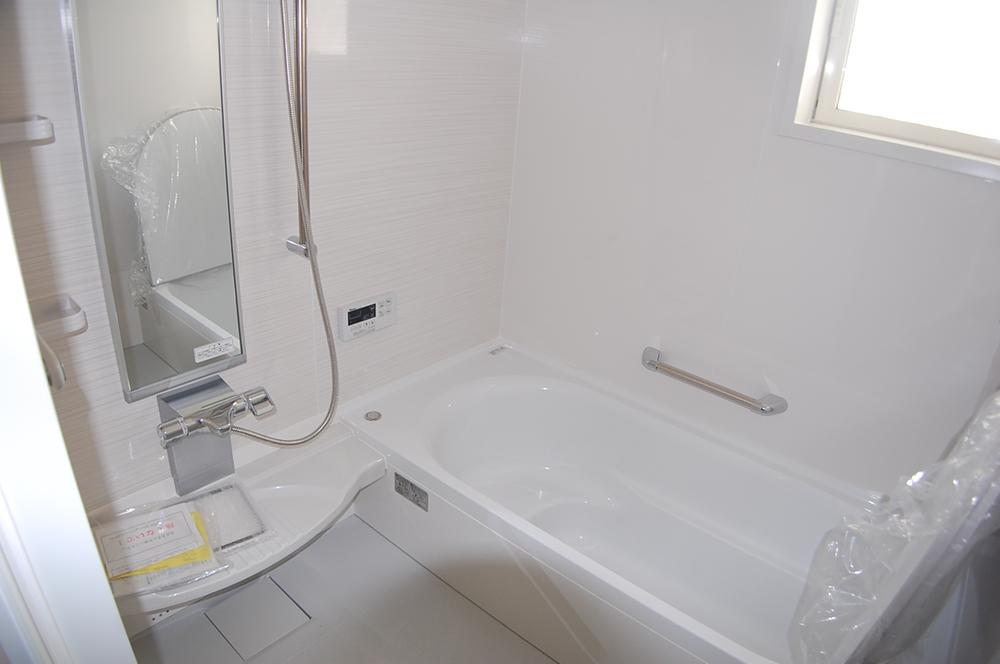 Bathroom. Indoor (September 2013) Shooting