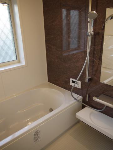 Bathroom. Local (10 May 2013) Shooting