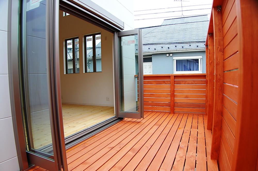 Same specifications photos (Other introspection). Same specifications