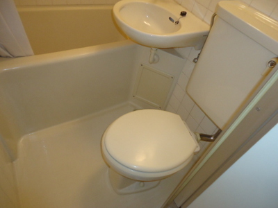 Toilet. key money ・ Deposit ・ No renewal fee