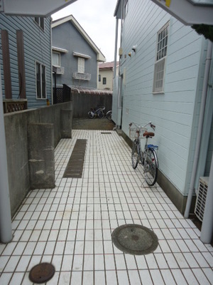 Building appearance. key money ・ Deposit ・ No renewal fee