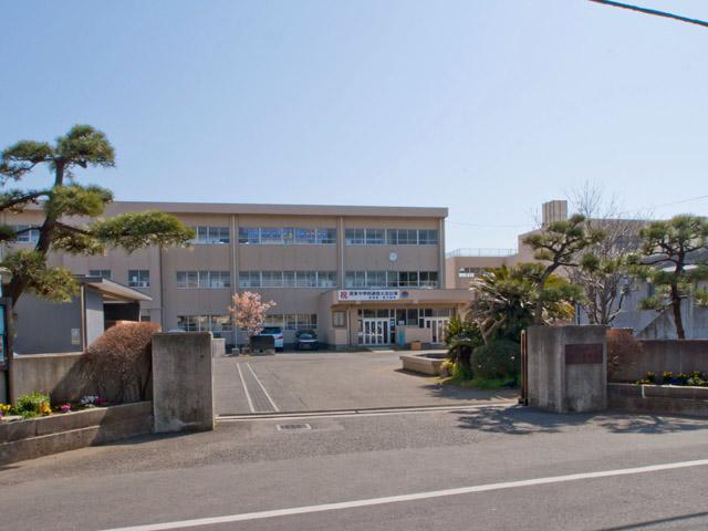 Junior high school. Chigasaki Municipal first junior high school