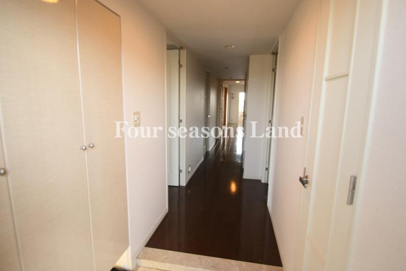 Entrance. Local (July 2012) shooting