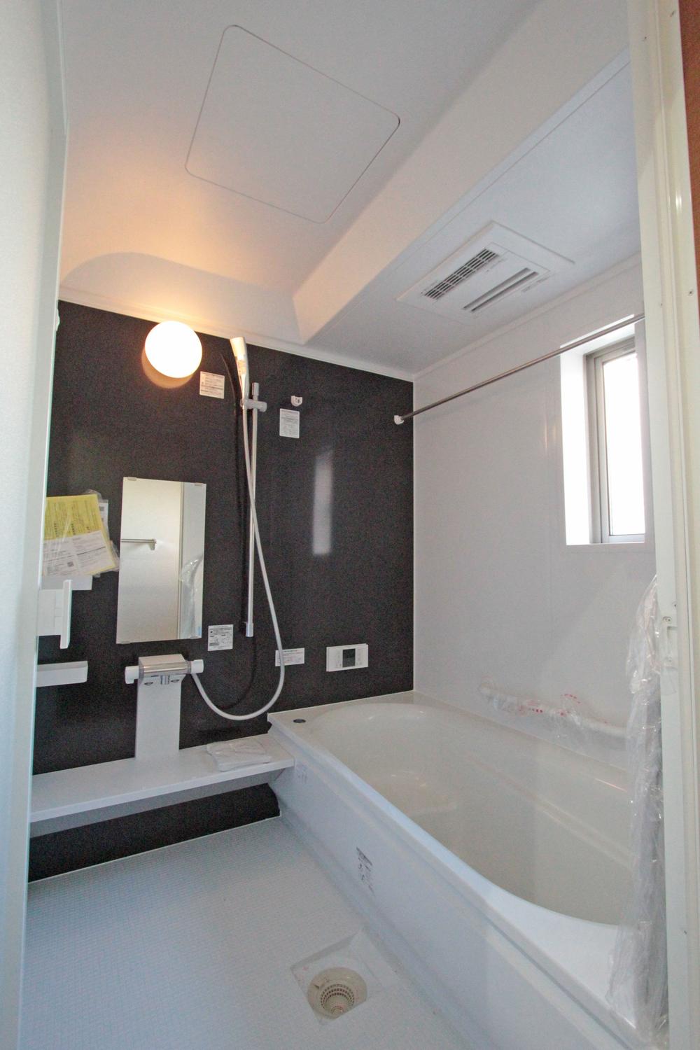 Bathroom. Building 3