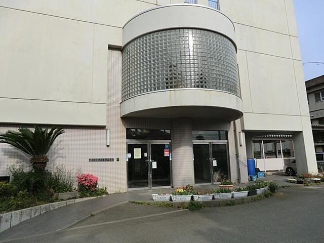 Primary school. Chigasaki City Matsunami to elementary school 1161m