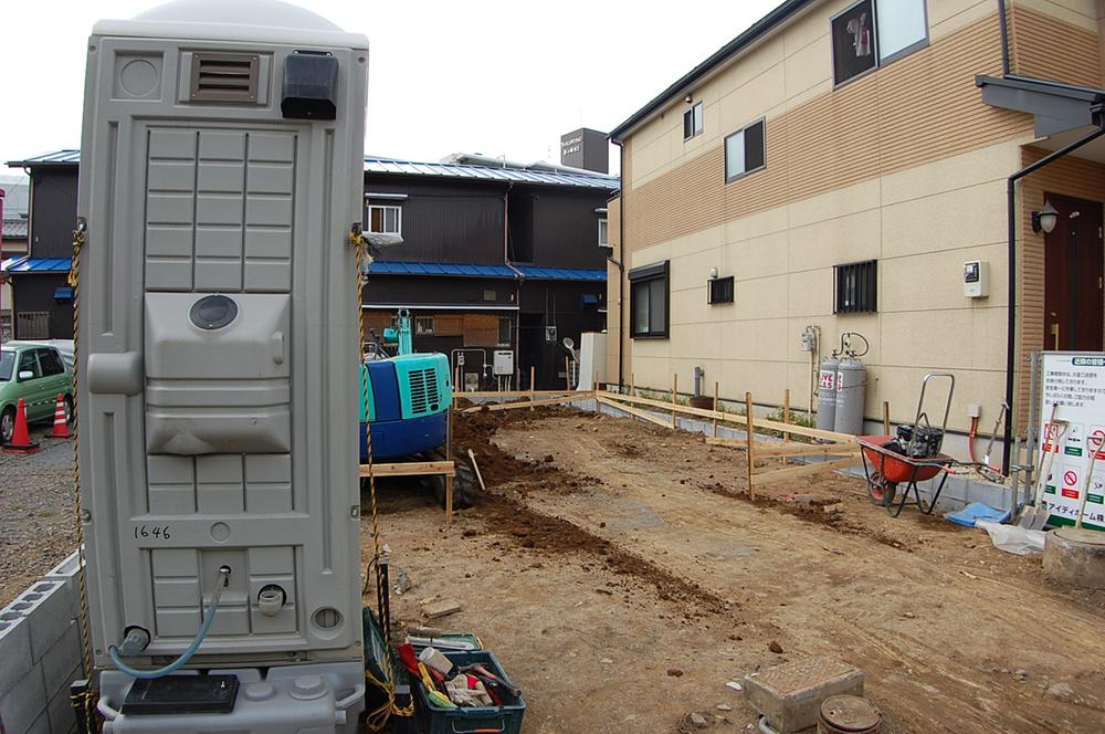 Local appearance photo. Local (10 May 2013) Shooting