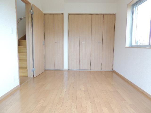 Non-living room. Indoor (11 May 2013) Shooting