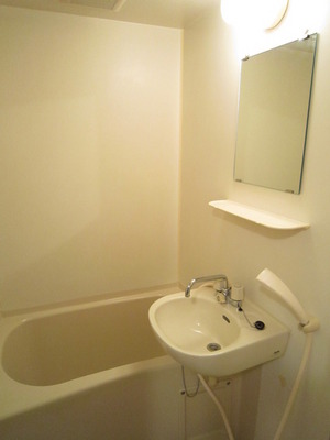 Bath. Bathroom with a wash bowl