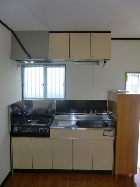 Kitchen. Gas stove installation Allowed