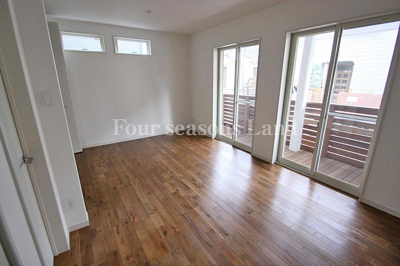 Non-living room. Indoor (11 May 2013) Shooting